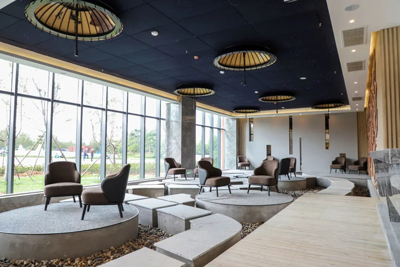 對外經(jīng)貿(mào)大學(xué)國際校區(qū)一期啟動區(qū)全面完工(圖3) 對外經(jīng)貿(mào)大學(xué)國際校區(qū)一期啟動區(qū)全面完工(圖3)