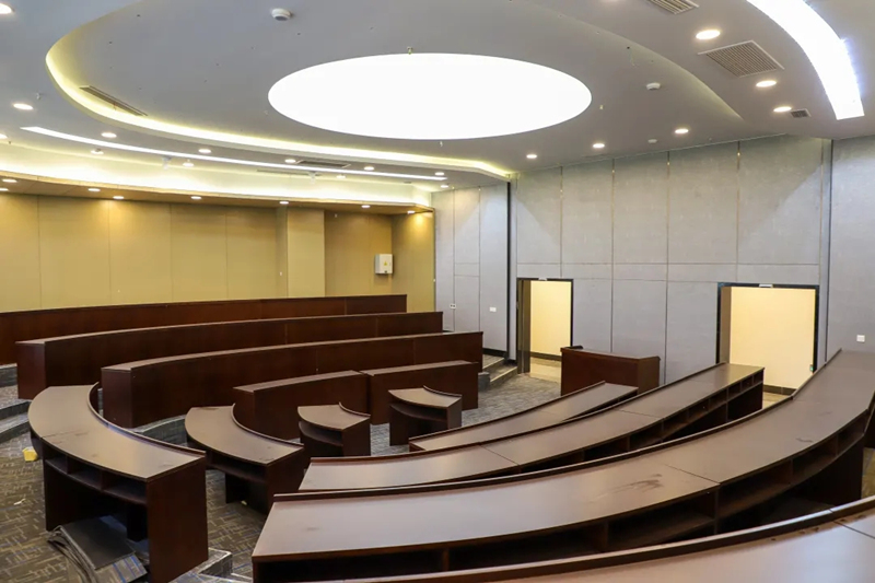 對外經(jīng)貿(mào)大學(xué)國際校區(qū)一期啟動區(qū)全面完工(圖5) 對外經(jīng)貿(mào)大學(xué)國際校區(qū)一期啟動區(qū)全面完工(圖5)