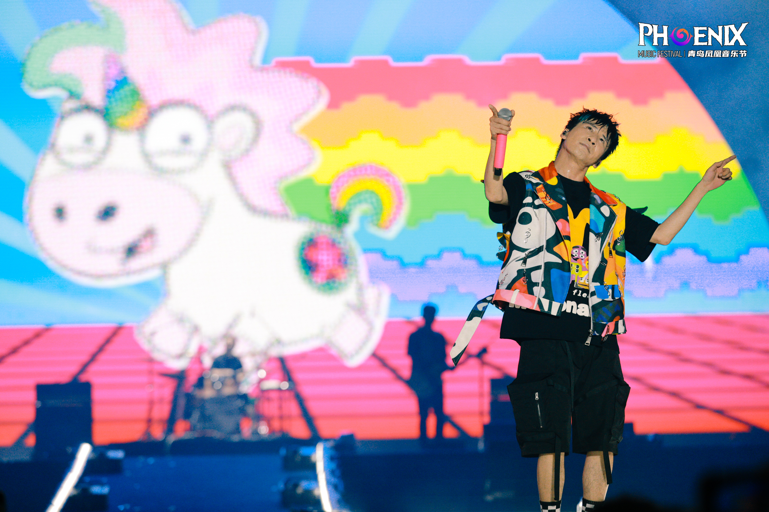 20230623青島鳳凰音樂節(jié)鳳凰舞臺大張偉 (9).jpg